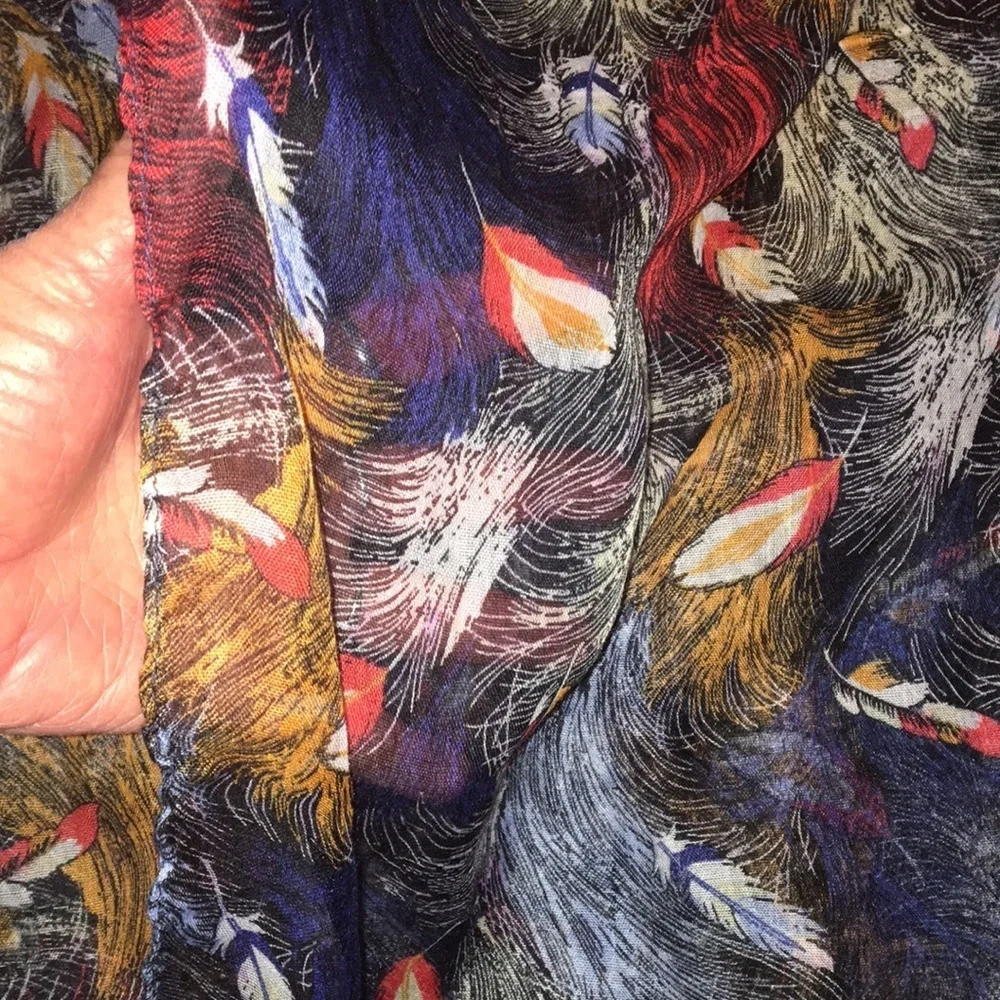 Feather Design Shear Infinity Scarf